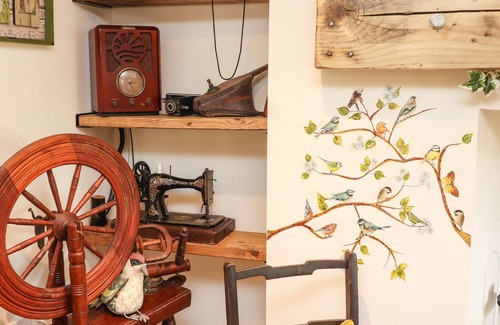 Bruff Cottage | LYNCHPIN COTTAGE, pet friendly in Bruff, County Limerick