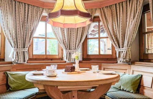 Kitzbuehel Ski Chalet | Müller Nr 1 und 2