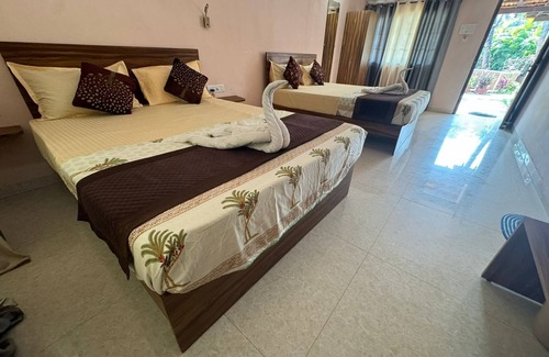 Colva Hotel | M Beach Resort