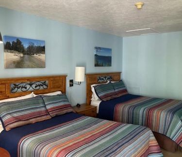 Glen Arbor Hotel | M22 Inn Glen Arbor