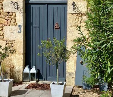 Sainte-Foy-la-Longue Bed & Breakfast | Ma demeure dans les vignes