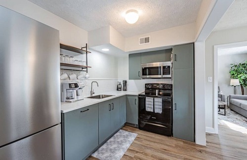 Providence Forge House | Ma's Cozy Cape: Your Tranquil Home Away from Home!