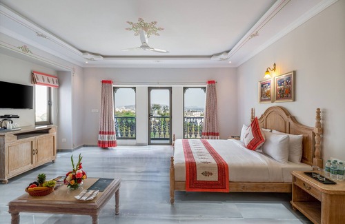 Shavri Colony Hotel | Maan Vilas By Stone Wood Udaipur