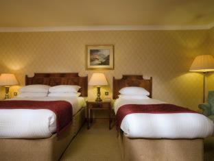 East Kilbride Hotel | Macdonald Crutherland House