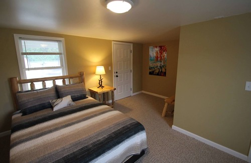 Mackinaw City Hotel | Mackinac Lake Trail Motel