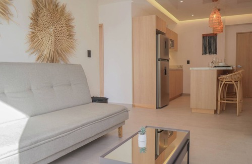 Luis Donaldo Colosio Hotel | Macondo Quinta Avenida Residences F2