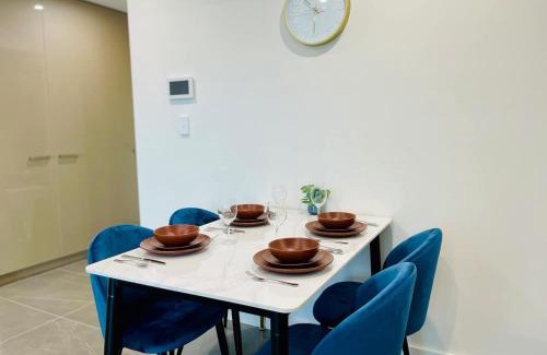 Macquarie Park Apartment | Macquarie Park high level 2bed 2bath with Study Gym & Pool