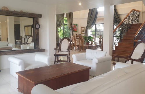 Maribago Villa | Mactan Pool Villa