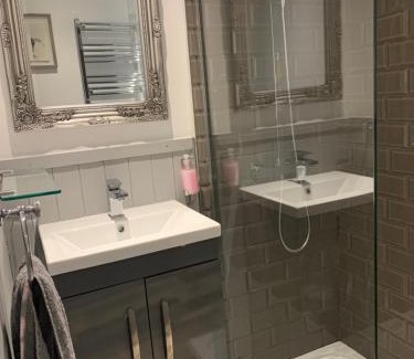 Tipton Hotel | Mad O'Rourkes Pie Factory