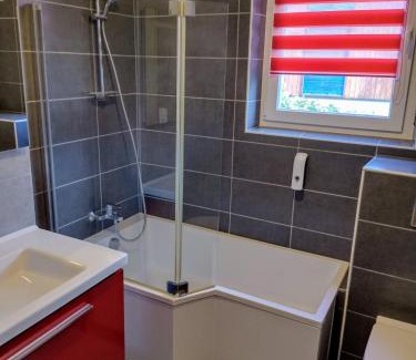 Cronenbourg Est Apartment | Madame du Barry - Proche Gare, Zenith et CHU