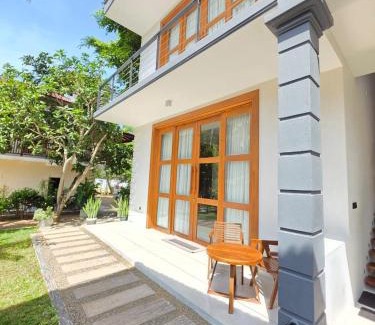 Matara House | Madiha Venus