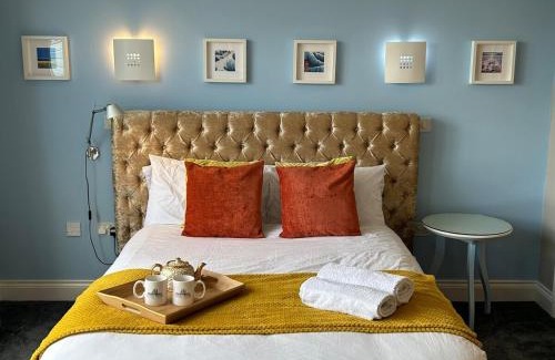 Exmouth Apartment | Madison Wharf - Waterside - Balcony
