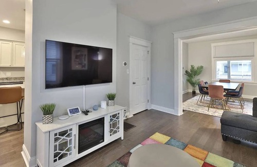 Roselawn Finance House | Madisonvilla - 3BR/2BA, Sleeps up to 6+3 KING beds