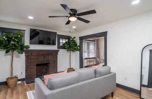 Roselawn Finance House | Madisonville Retreat | Updated