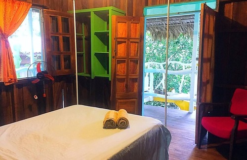 Cocles Hotel | Madre Selva Jungle Hostel