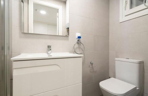 Puerta del Angel Apartment | Madrid Rio Puente Segovia