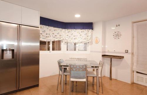 Rosas House | Madrid sofia resort