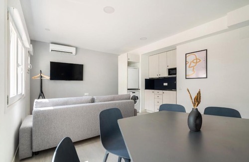 Carabanchel Apartment | MADRIVER apartamentos reformados con parking gratuito
