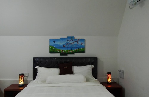 Bintan Bed & Breakfast | Madu Tiga Beach & Resort