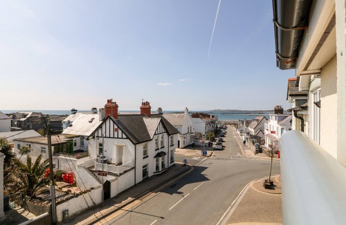 Rhosneigr Cottage | Maelog, 14 Tides Reach