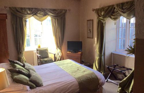 Llanrwst House | Maenan Abbey Hotel