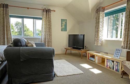 Llanybydder Bed & Breakfast | Maesyfelin Isaf B&B