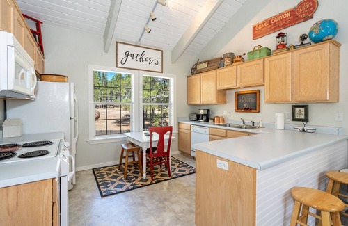 Flagstaff Cottage | Magdalena Cottage on 1/2 acre