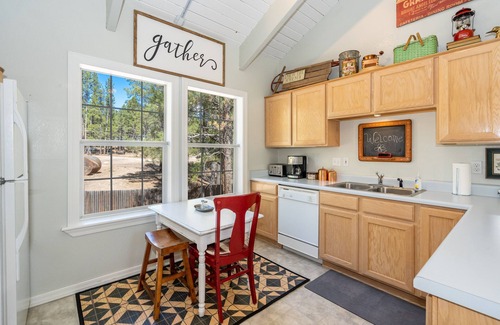 Flagstaff Cottage | Magdalena Cottage on 1/2 acre