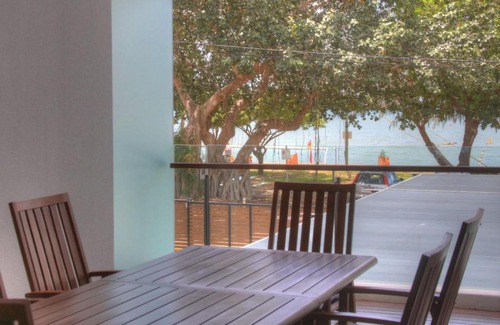 Horseshoe Bay Apartment | Maggies Beachfront Apartment 11