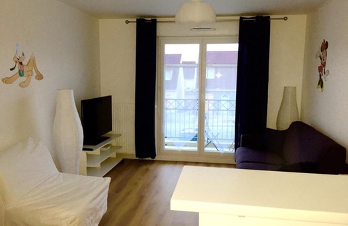 Quincy-Voisins Apartment | Magic Apartments
