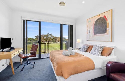 Torquay House | Magic Driftwood