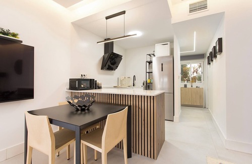 Centro - Sagrario Apartment | Magic Stay in Granada With Private Parking
