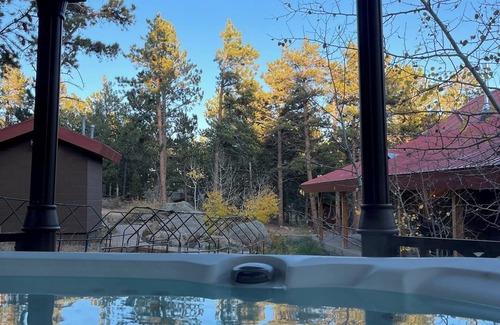 Ward House | Magical Forest Nest with Hot Tub + Hiking Trails