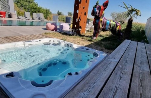 Raedersheim Villa | Magique Villa, Piscine et Jacuzzi House of raeder