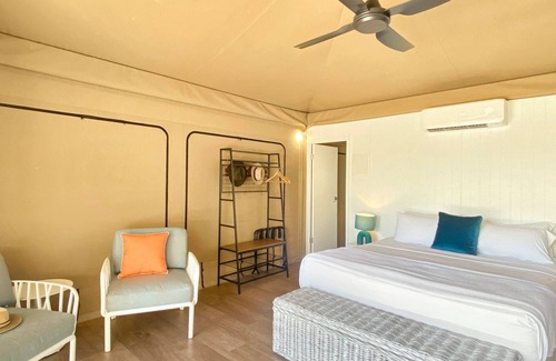 Nelly Bay RV Rental | Magnetic Glamping Tent 3