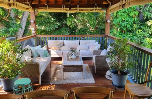 Horseshoe Bay House | Magnetic Mango Escape