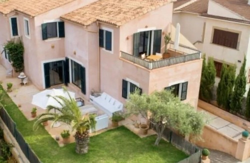 Urbanizacion Mont Ferrutx Villa | Magnificent Architect's house 5 minutes walk from the beach!