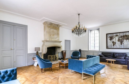 Grez-sur-Loing House | Magnificent 7-bedroom château set in 3 hectares of parkland 1 hour from Paris