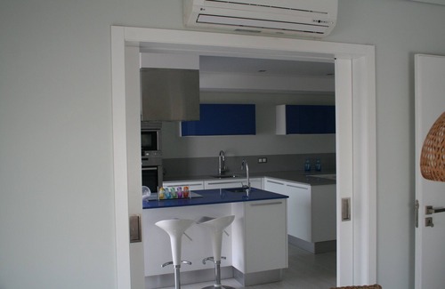 Sao Jacinto Villa | Magnificent beach house, 12.5m private pool, barbecue, private outdoor space!