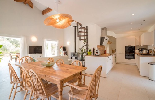Bormes-Les-Mimosas Villa | Magnificent hillside villa with swimming pool