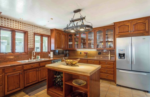 Fallbrook House | Magnificent Hilltop Estate Overlooking the Pala Mesa Resort and rolling vineyard