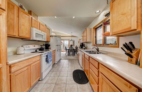 Fall River Estates House | Magnificent mountain views, sunny open floor plan, spacious deck, monthly rental