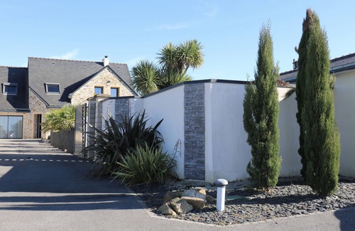 Etel Villa | MAGNIFICENT NEW VILLA CLOSE BEACH WITH HEATED SWIMMING POOL