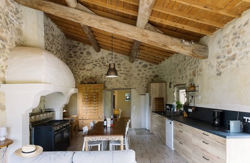 Beauvoisin House | Magnificent Provencal farmhouse with swimming pool, bar and cinema. 14-18 pax 4*