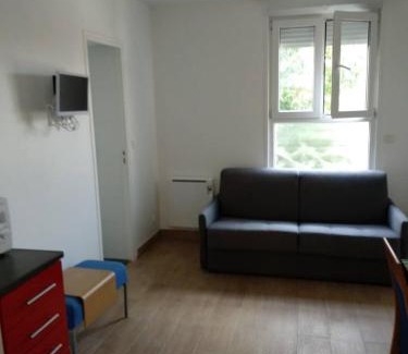 Malakoff Apartment | Magnificent studio - 2P - Next to Paris