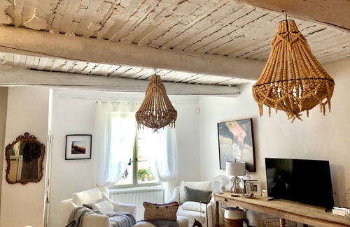 Murs House | Magnificent Village Home in Gorgeous Surroundings of Authentic Provence