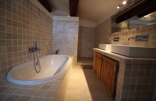 Murs House | Magnificent Village Home in Gorgeous Surroundings of Authentic Provence