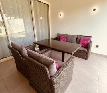 Cul de Sac Apartment | Magnifique appartement proche de la mer
