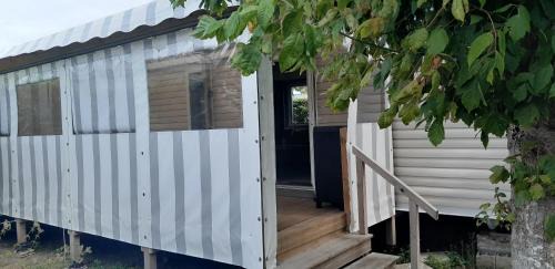 Les Mathes Hotel | MAGNIFIQUE Mobil home - camping 4 étoiles -Les Charmettes 409 - Charente Maritime
