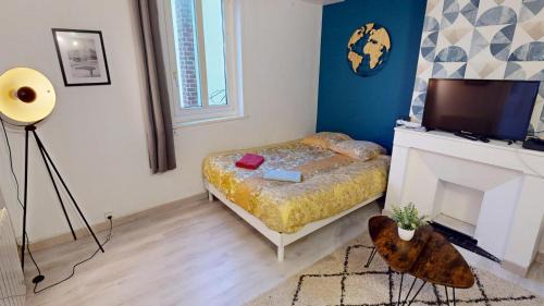 Anatole France Danton Apartment | Magnifique studio Franklin